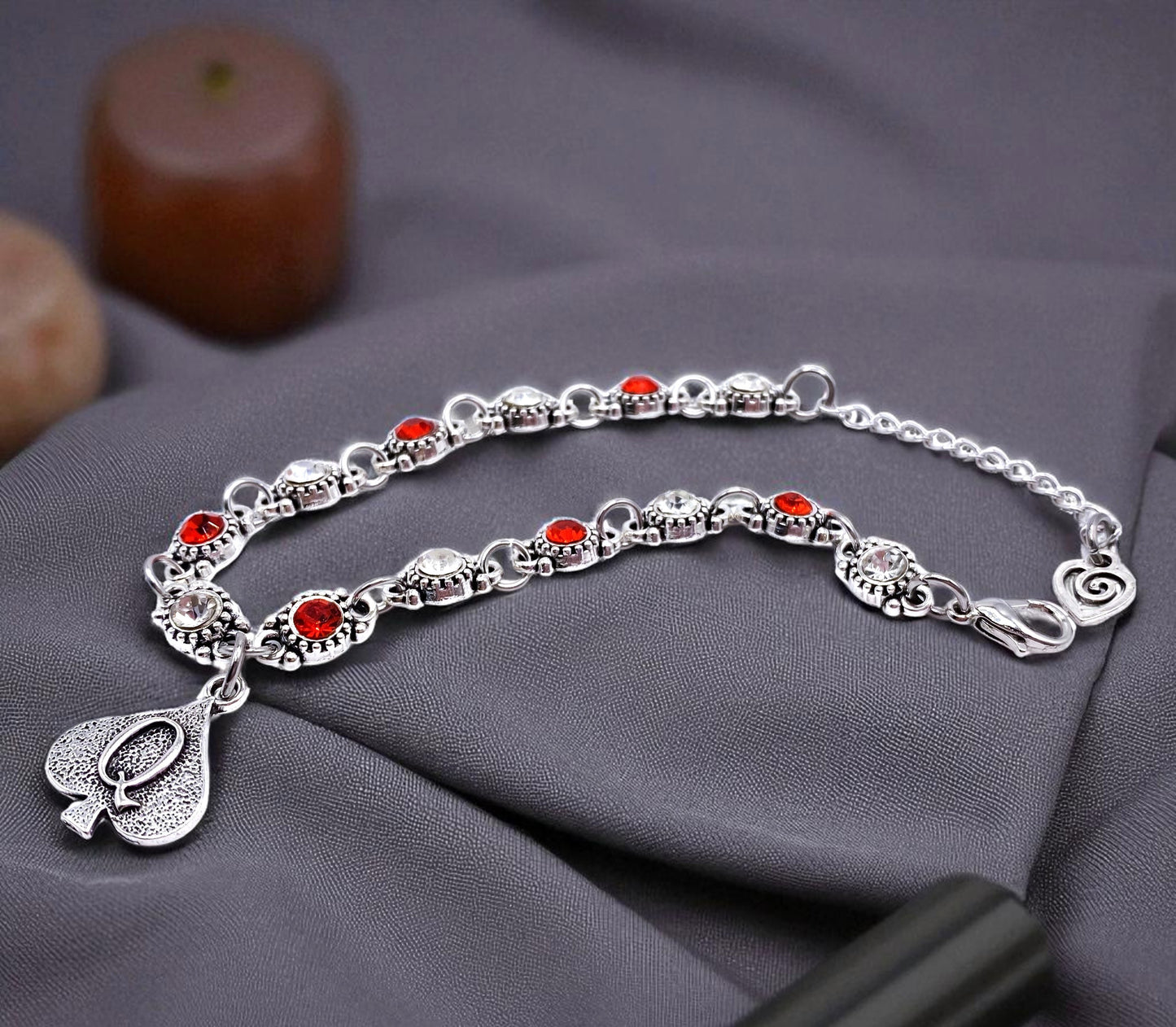 QOS BBC Spade With Vintage Charms